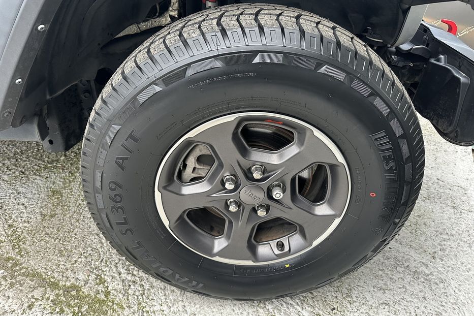 Продам Jeep Wrangler Gladiator Rubicon 2022 года в Киеве