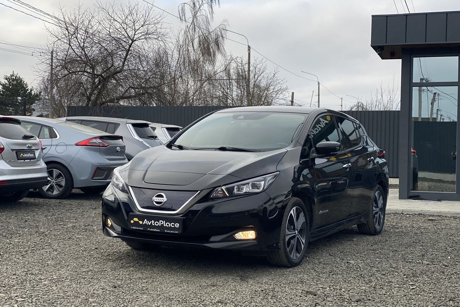 Продам Nissan Leaf 40 kw 2018 года в Луцке