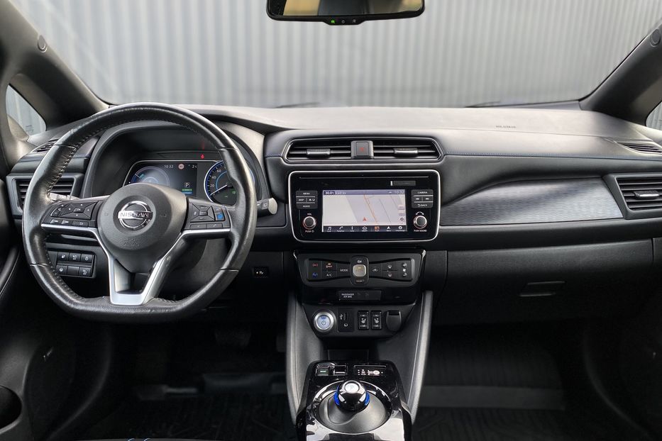 Продам Nissan Leaf 40 kw 2018 года в Луцке