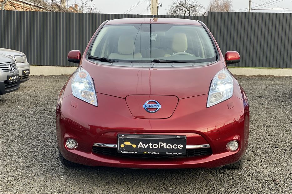 Продам Nissan Leaf 2012 года в Луцке