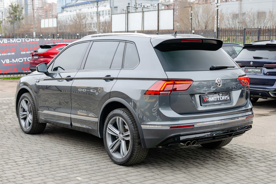 Продам Volkswagen Tiguan R-Line 4Motion 2016 года в Киеве