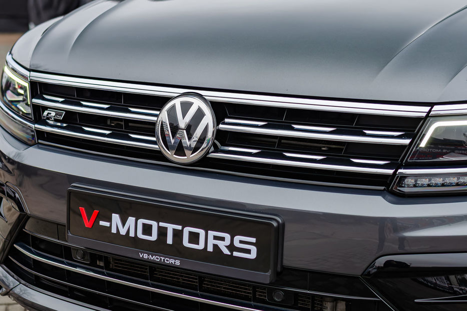 Продам Volkswagen Tiguan R-Line 4Motion 2016 года в Киеве