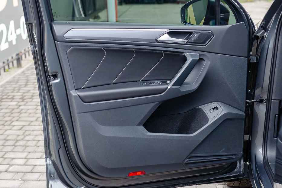 Продам Volkswagen Tiguan R-Line 4Motion 2016 года в Киеве