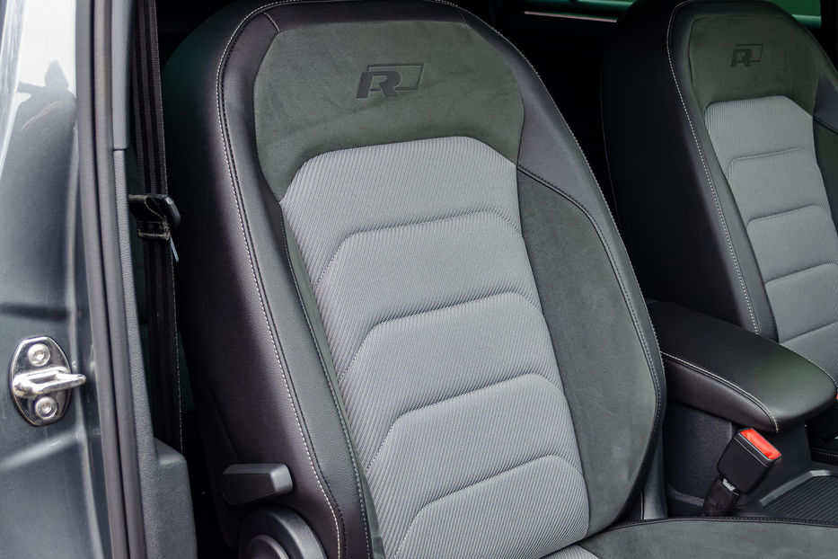 Продам Volkswagen Tiguan R-Line 4Motion 2016 года в Киеве