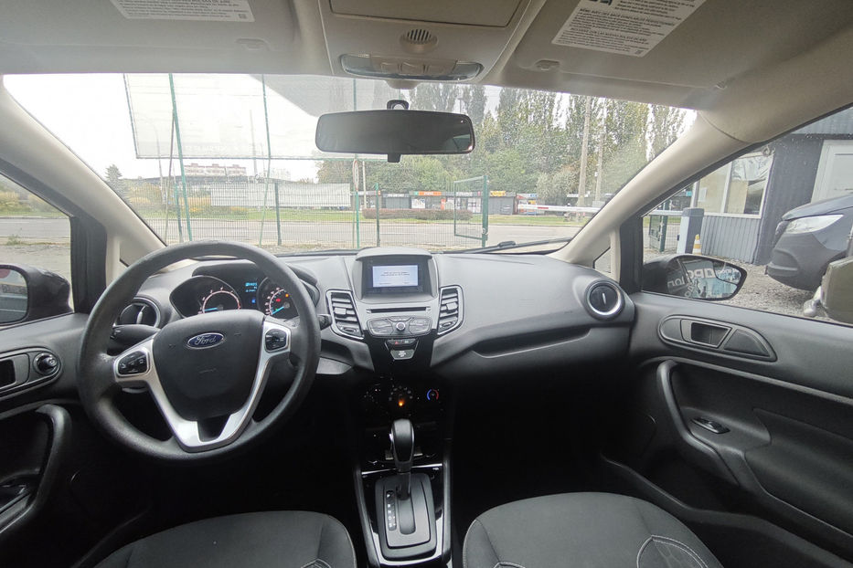 Продам Ford Fiesta 1.6 Ti-VCT PowerShift  2019 года в Киеве