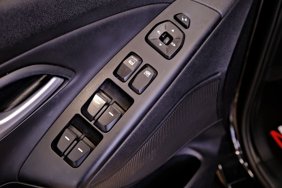 Продам Hyundai IX35 2015 года в Одессе