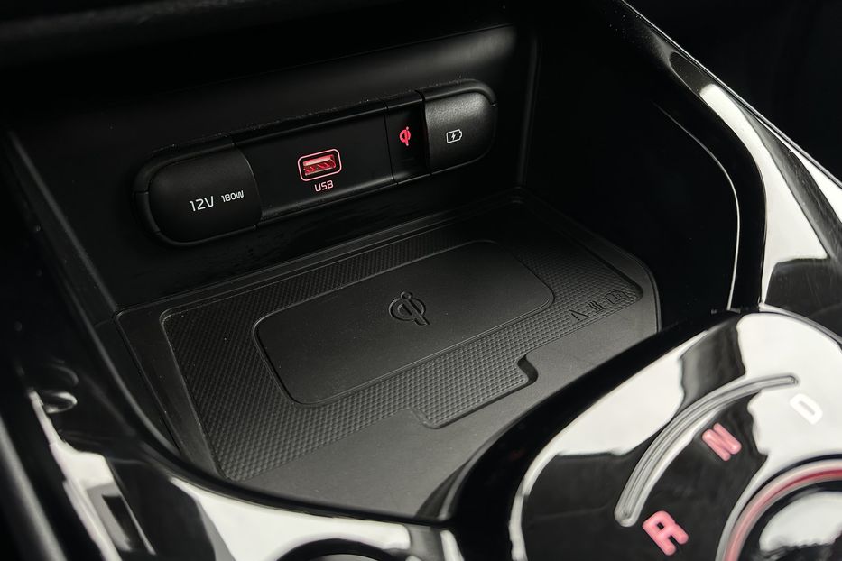 Продам Kia Soul 64кВт Підігрівсидінь/Керма  2020 года в Львове