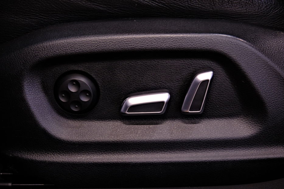 Продам Audi Q3 2015 года в Одессе