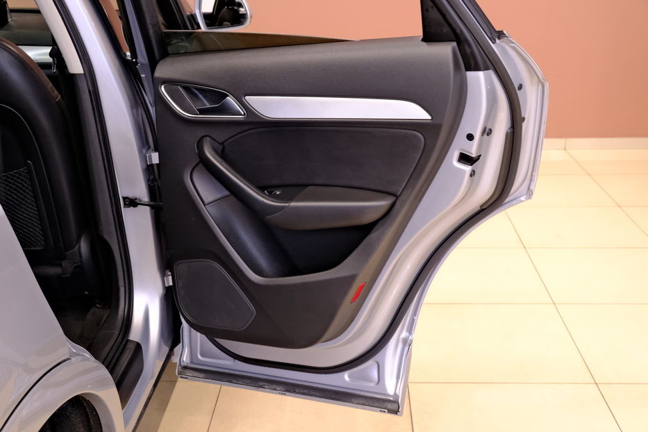 Продам Audi Q3 2015 года в Одессе