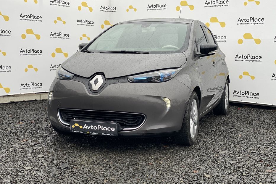 Продам Renault Zoe 41 2017 года в Луцке