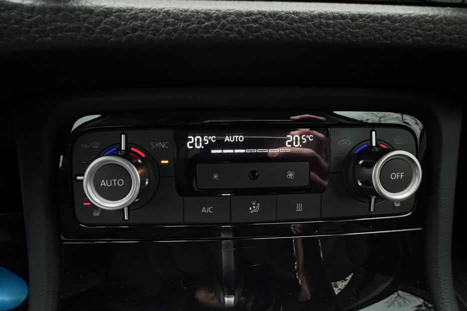 Продам Volkswagen Touareg COMIS 2014 года в г. Умань, Черкасская область