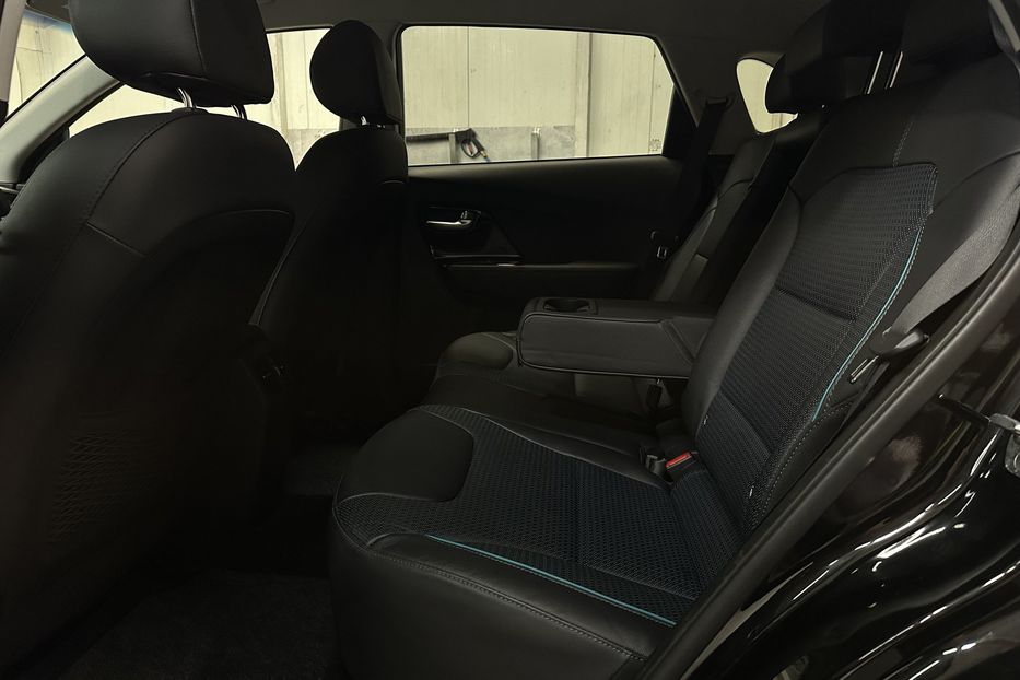 Продам Kia Niro 64кВт Макс.комплектація! 2022 года в Львове