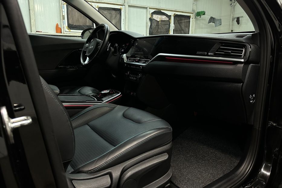 Продам Kia Niro 64кВт Макс.комплектація! 2022 года в Львове