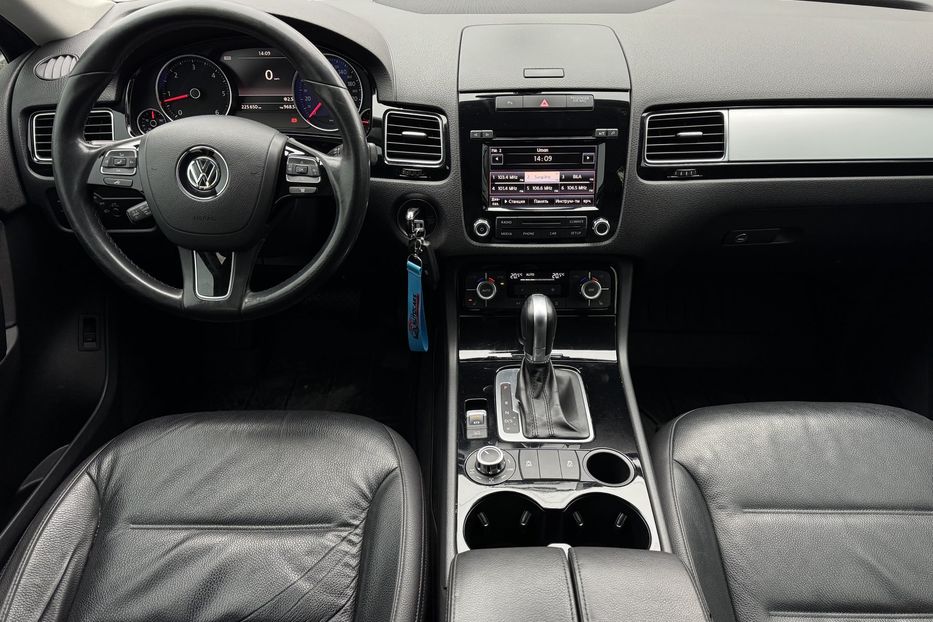 Продам Volkswagen Touareg COMIS 2014 года в г. Умань, Черкасская область