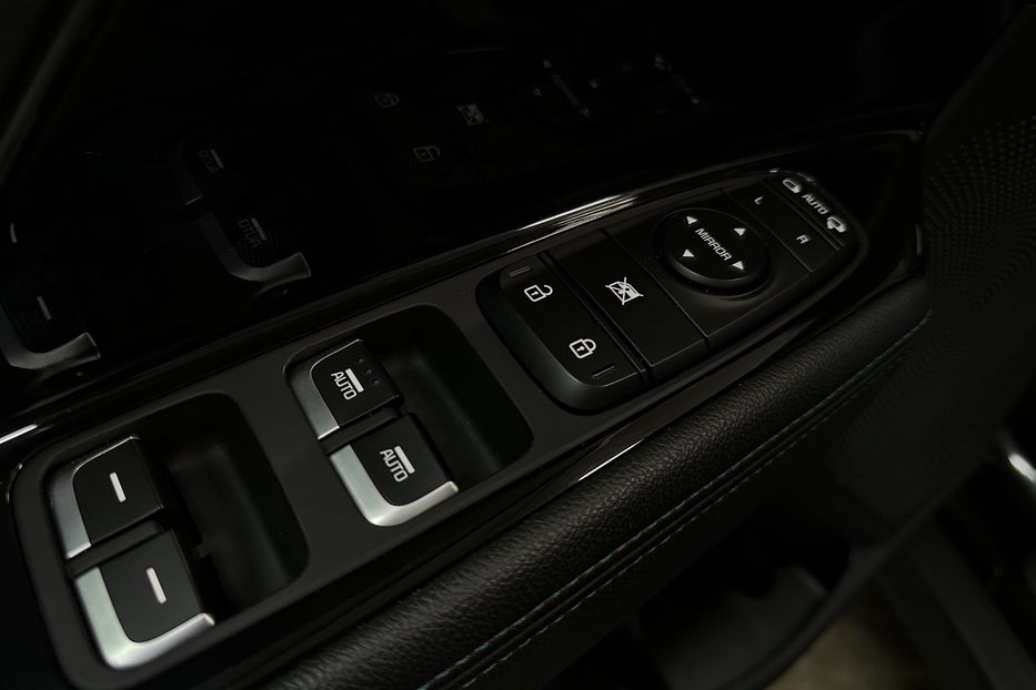 Продам Kia Niro 64кВт Макс.комплектація! 2022 года в Львове