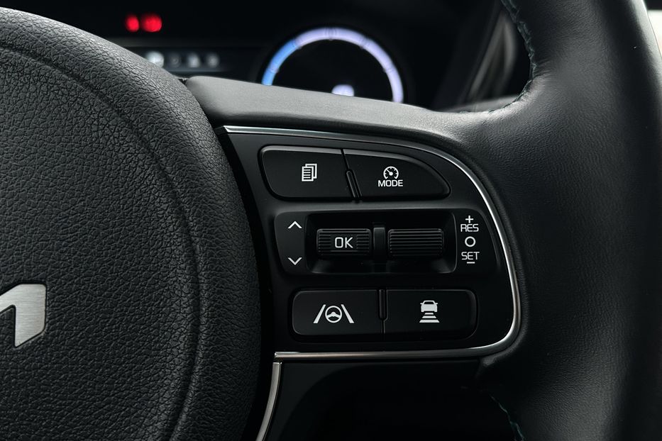 Продам Kia Niro 64кВт Макс.комплектація! 2022 года в Львове