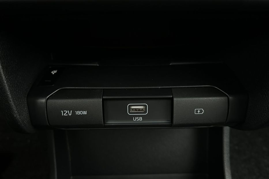 Продам Kia Niro 64кВт Макс.комплектація! 2022 года в Львове