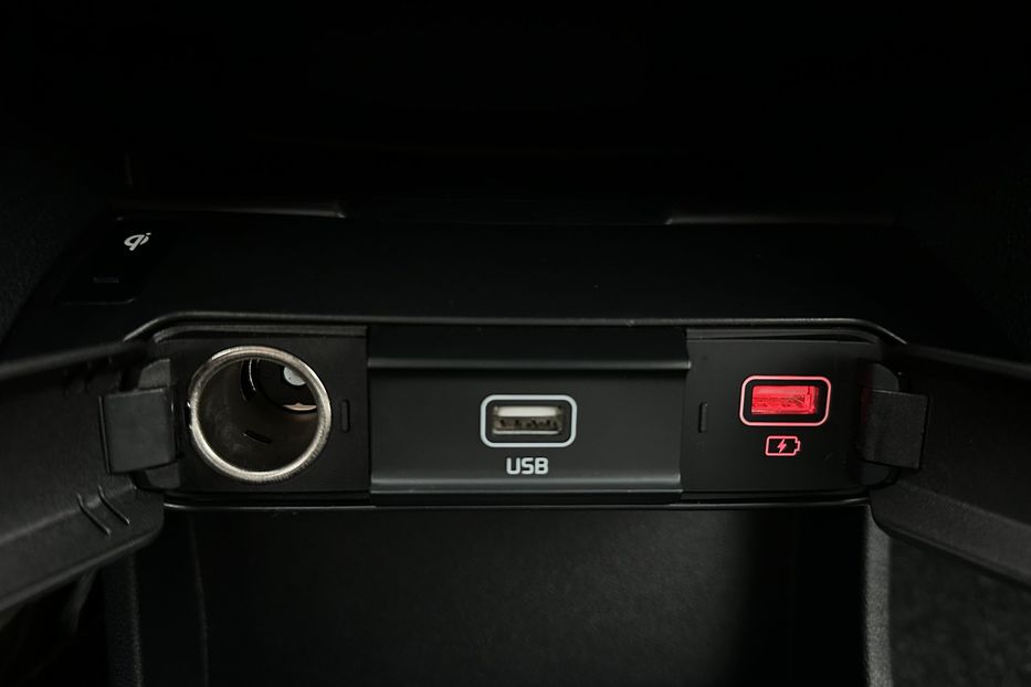 Продам Kia Niro 64кВт Макс.комплектація! 2022 года в Львове