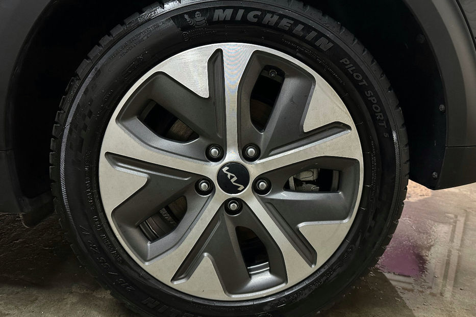 Продам Kia Niro 64кВт Макс.комплектація! 2022 года в Львове