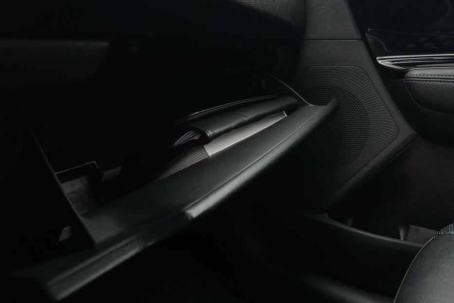 Продам Kia Niro 64кВт Макс.комплектація! 2022 года в Львове