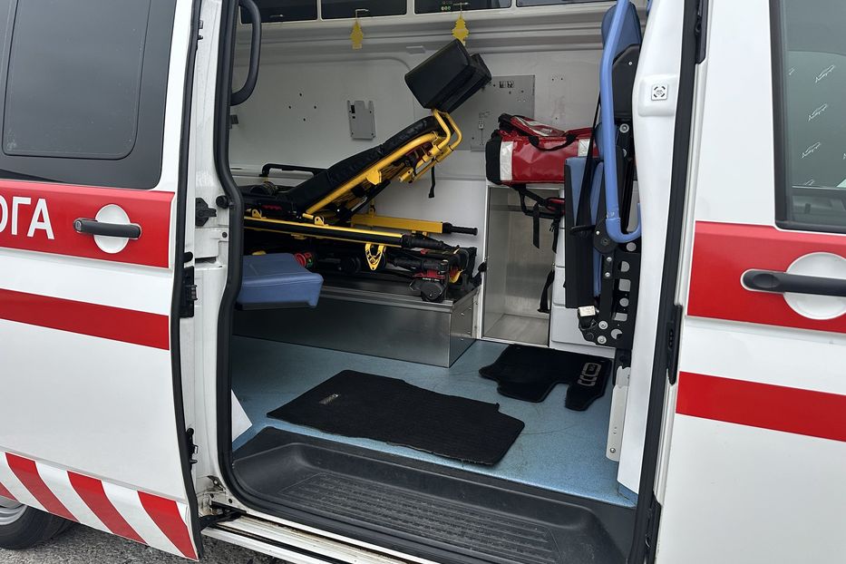 Продам Volkswagen T6 (Transporter) пасс. Швидка допомога 2017 года в Киеве