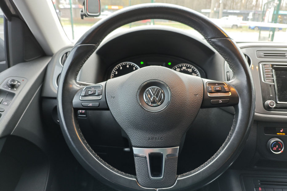 Продам Volkswagen Tiguan 2.0 TSI МТ (180 к.с.) 4Motion  2017 года в Киеве