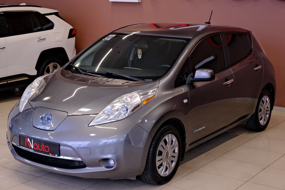 Продам Nissan Leaf 2015 года в Одессе