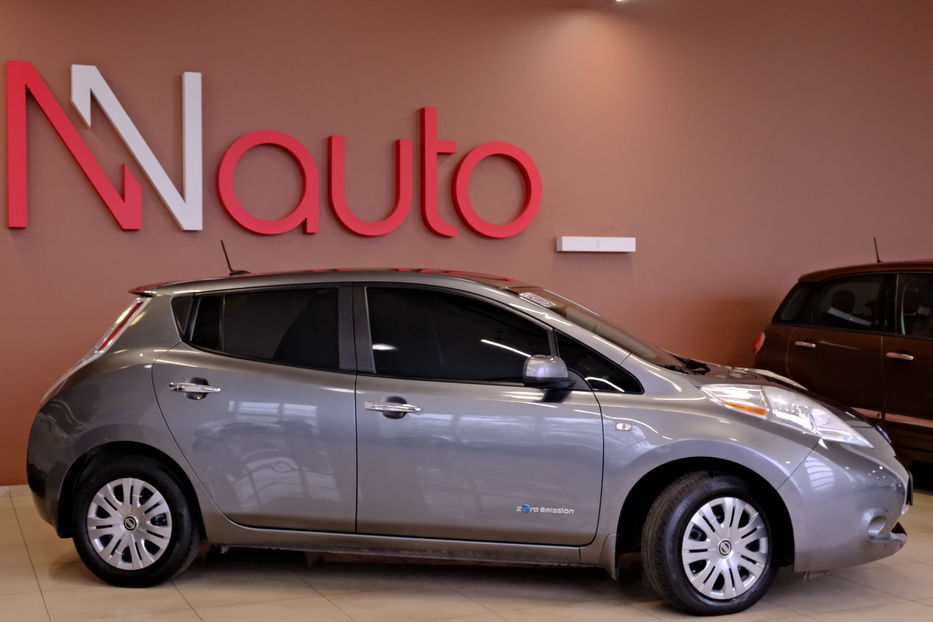 Продам Nissan Leaf 2015 года в Одессе