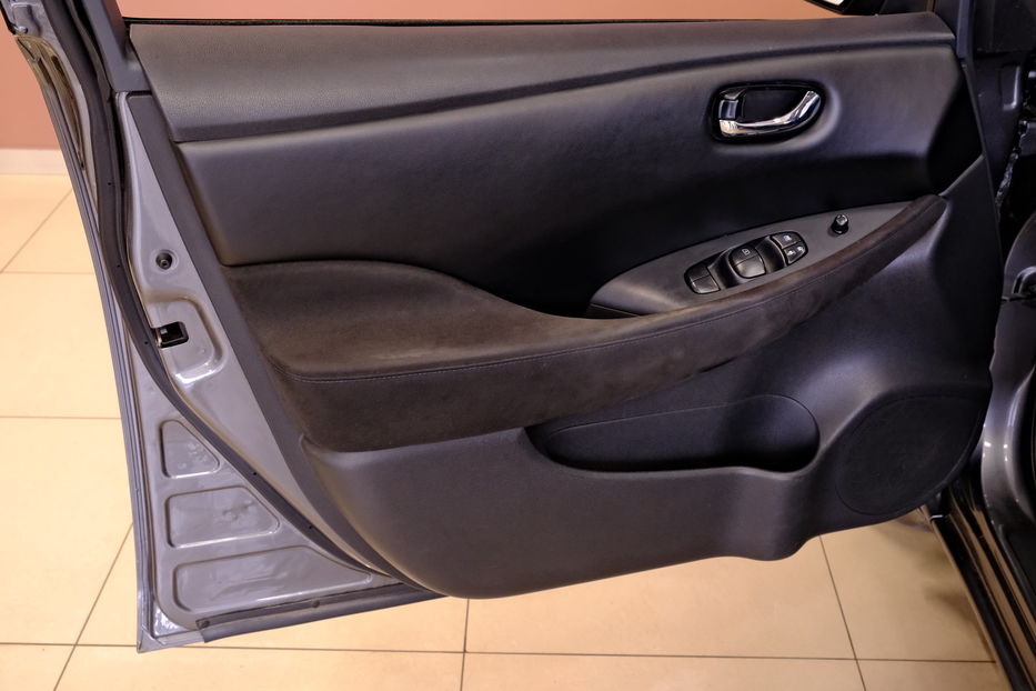 Продам Nissan Leaf 2015 года в Одессе