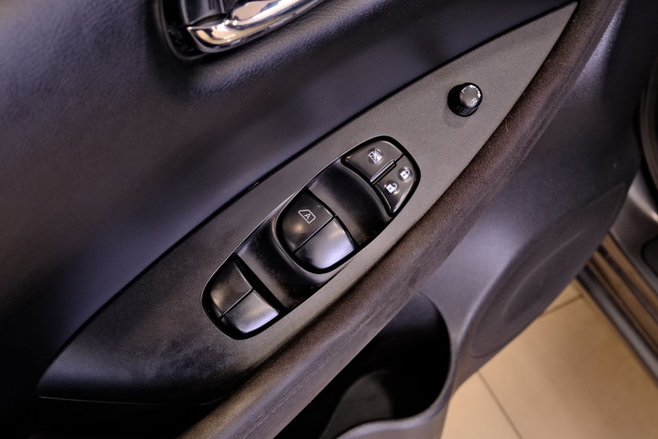 Продам Nissan Leaf 2015 года в Одессе