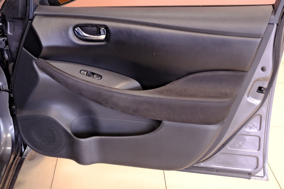 Продам Nissan Leaf 2015 года в Одессе