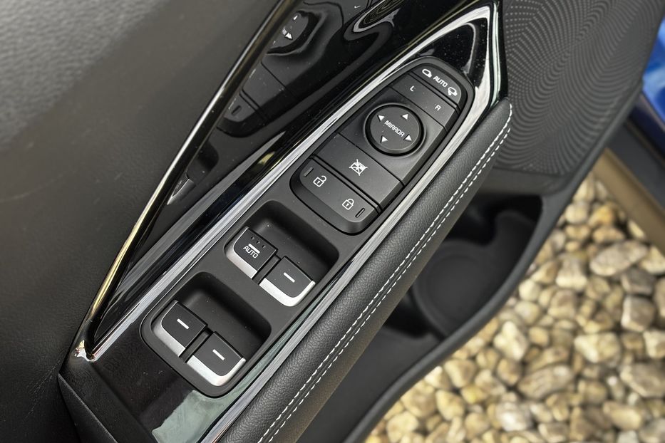 Продам Kia Niro 64 KW авто у Львові  2021 года в Львове