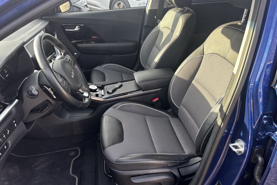 Продам Kia Niro 64 KW авто у Львові  2021 года в Львове