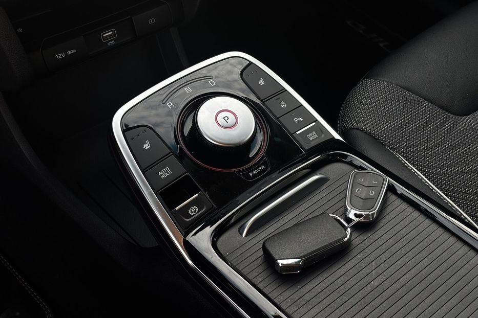 Продам Kia Niro 64 KW авто у Львові  2021 года в Львове