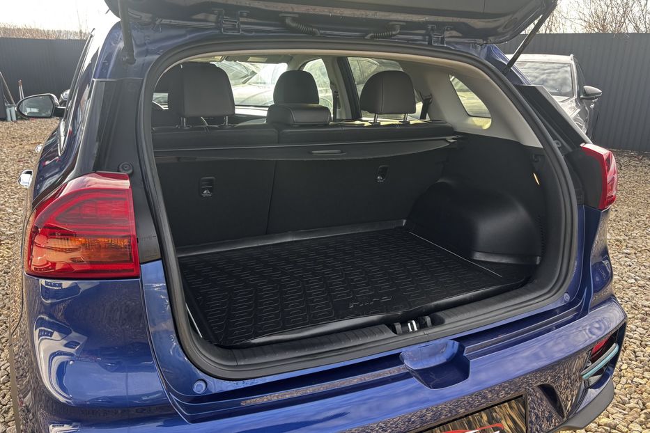 Продам Kia Niro 64 KW авто у Львові  2021 года в Львове