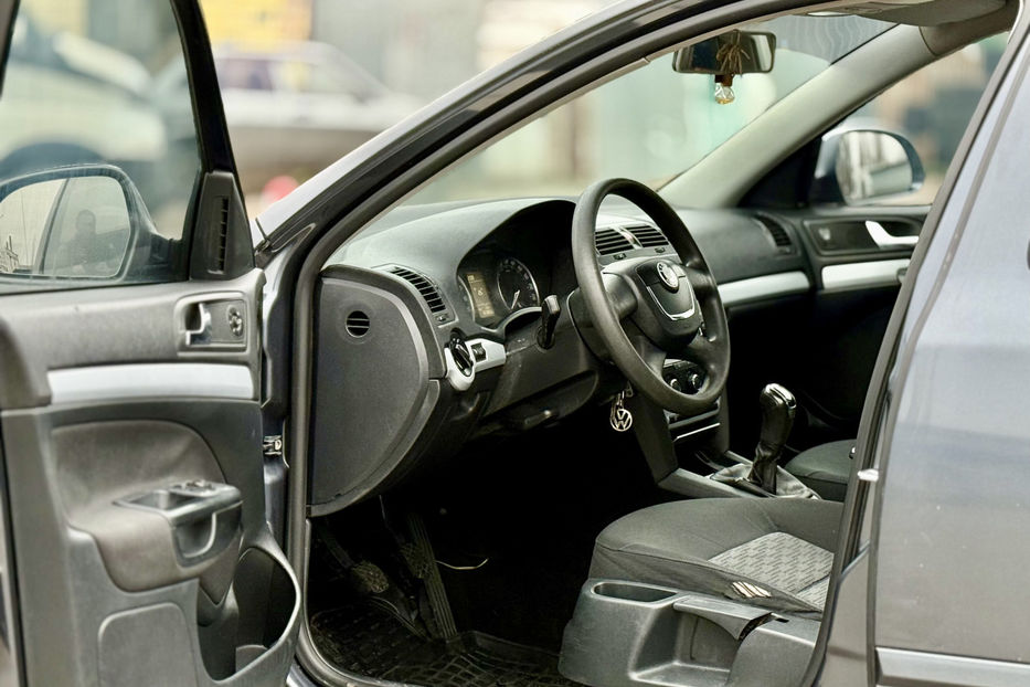 Продам Skoda Octavia A5 2011 года в Киеве