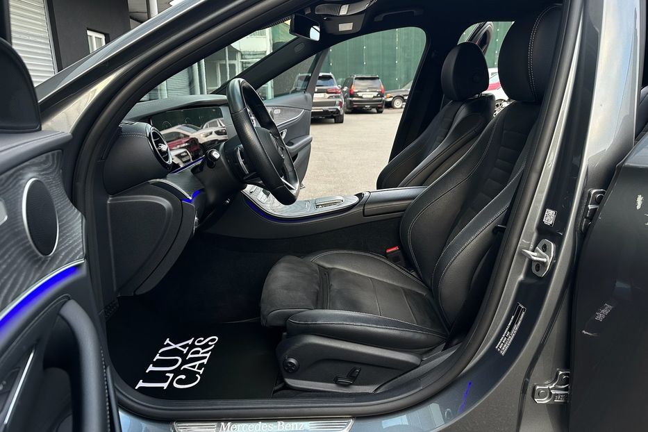 Продам Mercedes-Benz E-Class 220 AMG  2021 года в Киеве