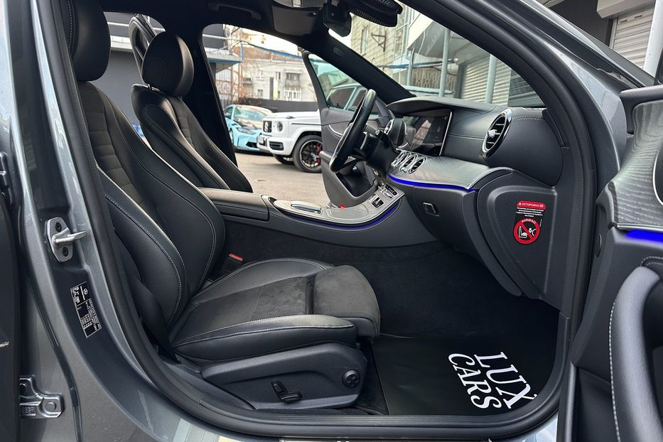 Продам Mercedes-Benz E-Class 220 AMG  2021 года в Киеве