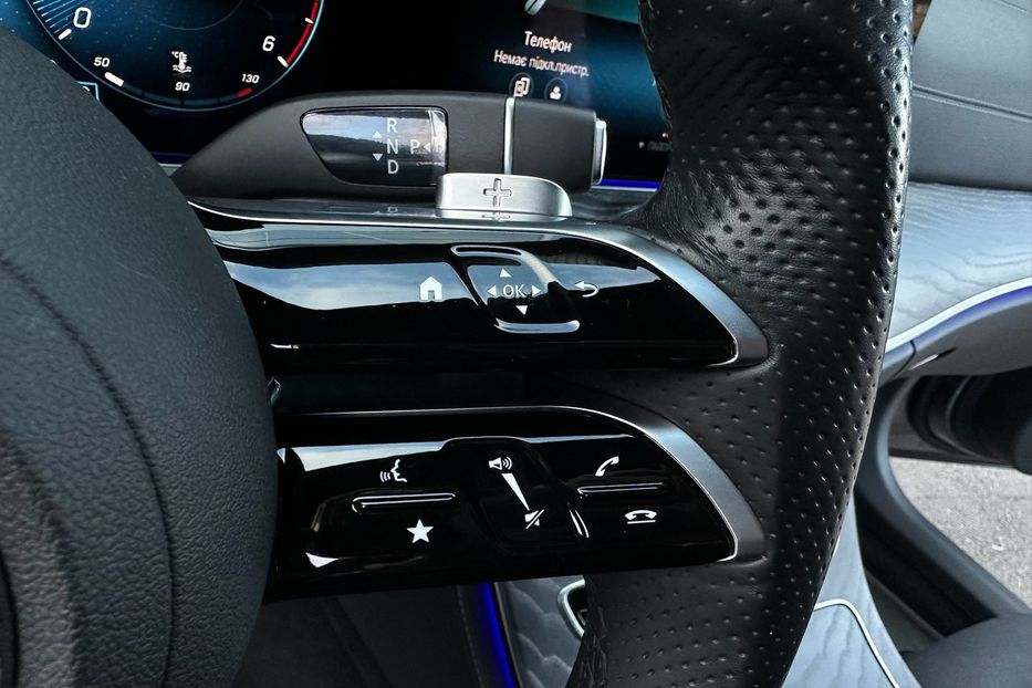 Продам Mercedes-Benz E-Class 220 AMG  2021 года в Киеве