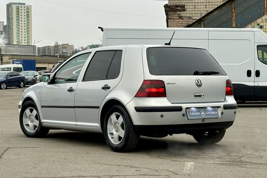 Продам Volkswagen Golf IV 2.0 АТ (115 к.с.) 2000 года в Киеве