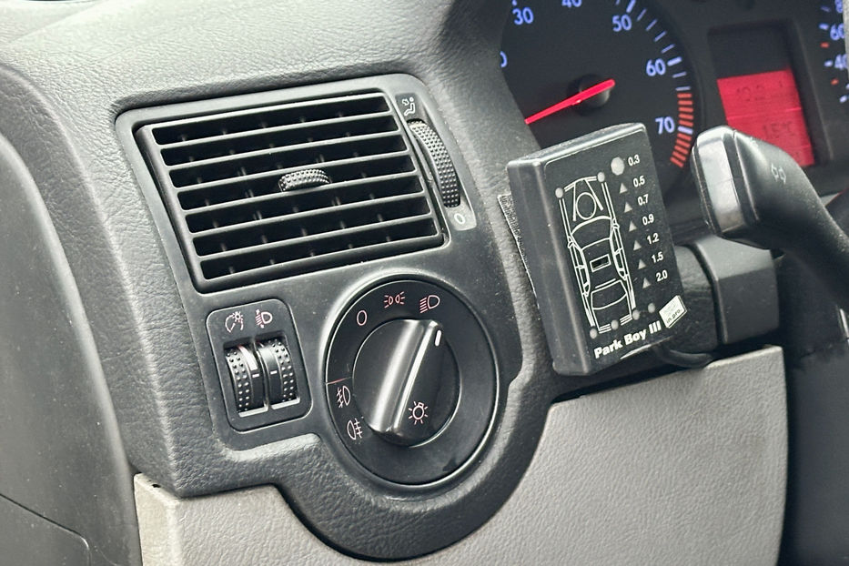 Продам Volkswagen Golf IV 2.0 АТ (115 к.с.) 2000 года в Киеве