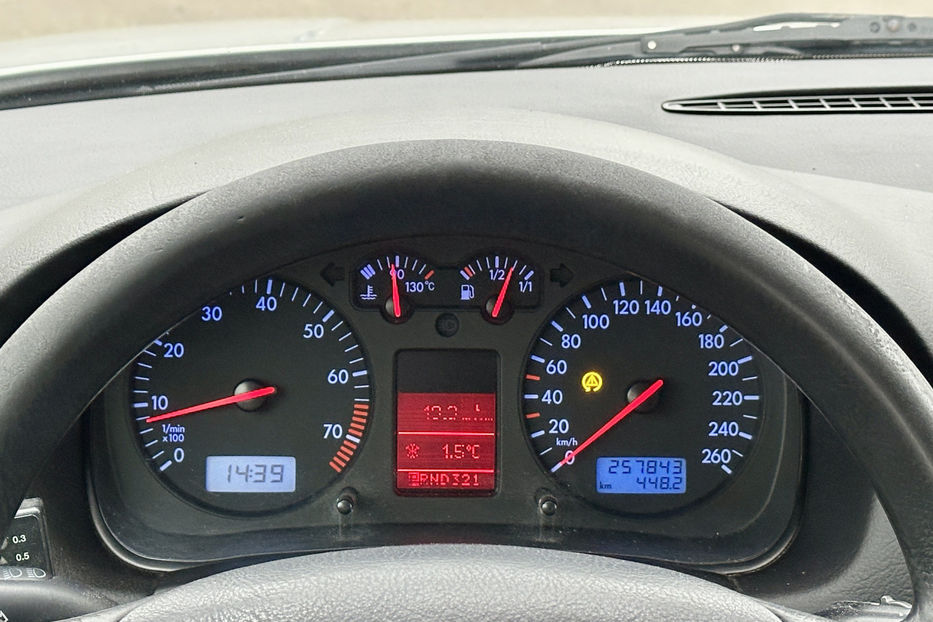 Продам Volkswagen Golf IV 2.0 АТ (115 к.с.) 2000 года в Киеве