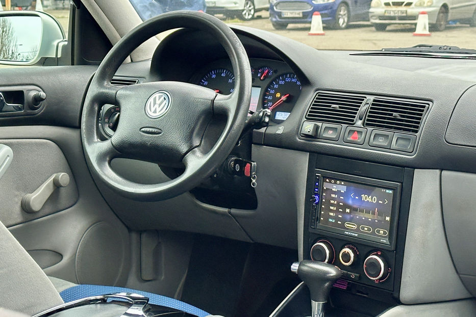 Продам Volkswagen Golf IV 2.0 АТ (115 к.с.) 2000 года в Киеве