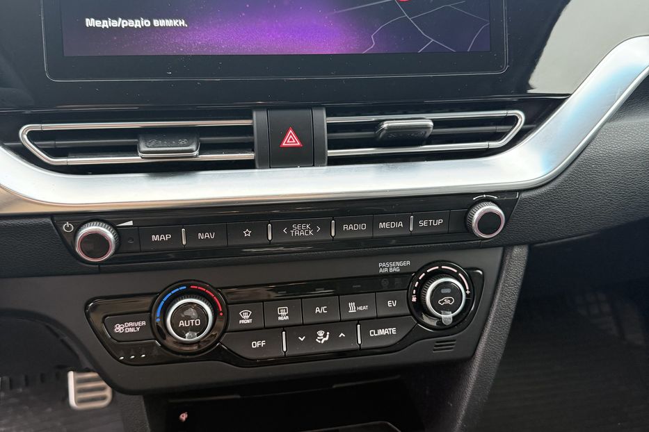 Продам Kia Niro 64 KWt  2021 года в Львове