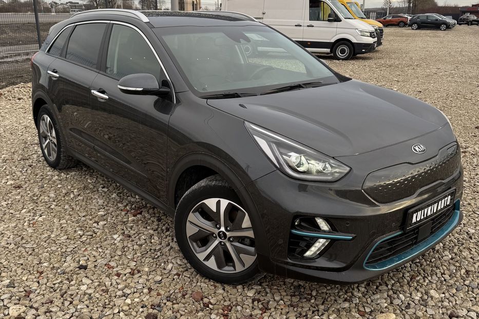 Продам Kia Niro 64 KWt  2021 года в Львове