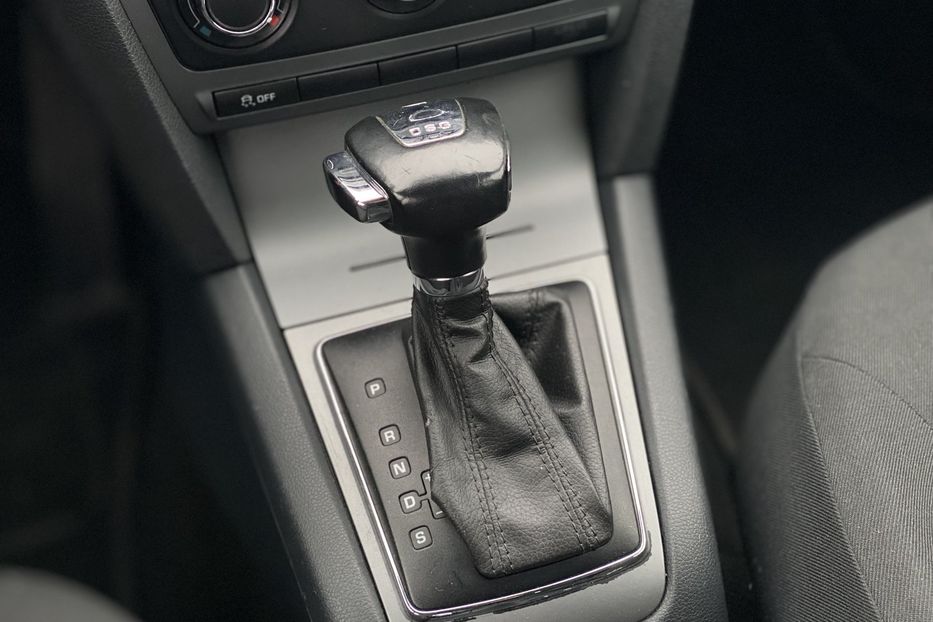 Продам Skoda Octavia A5 2013 года в Луцке