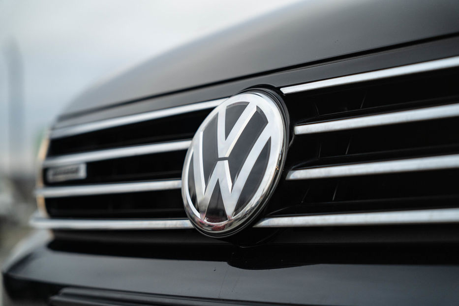 Продам Volkswagen Passat Alltrack 2019 года в Черновцах