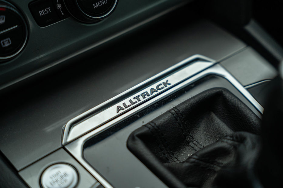 Продам Volkswagen Passat Alltrack 2019 года в Черновцах