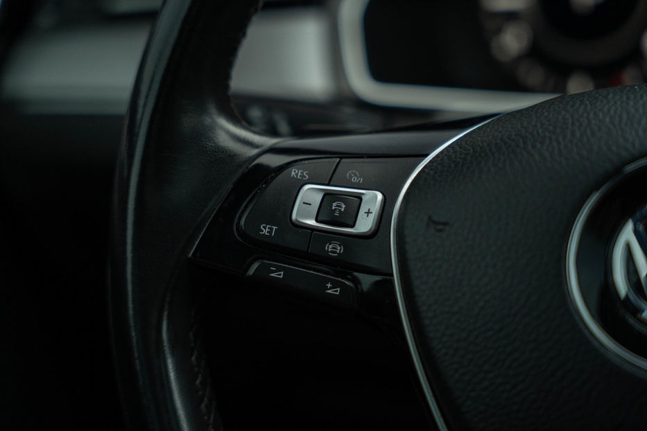 Продам Volkswagen Passat Alltrack 2019 года в Черновцах