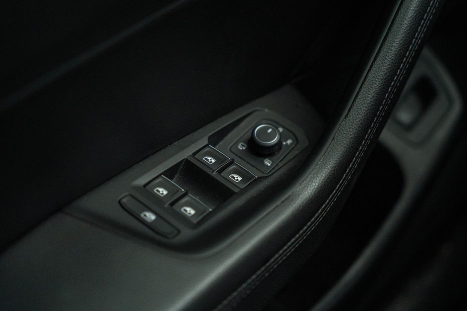 Продам Volkswagen Passat Alltrack 2019 года в Черновцах